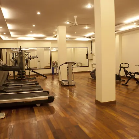 Royal Empire Premium Hotel