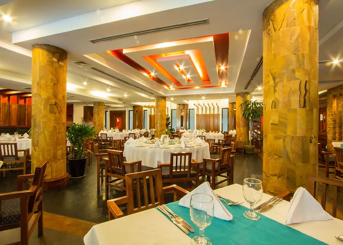 Royal Empire Premium Hotel