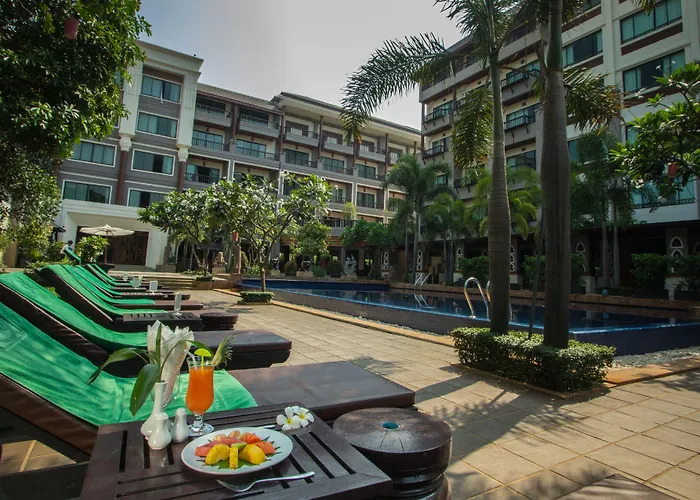 Royal Empire Premium Hotel