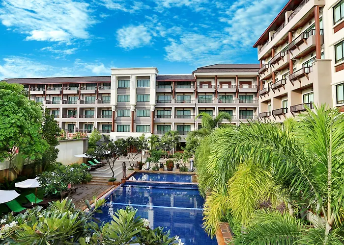 Royal Empire Premium 3* Siem Reap