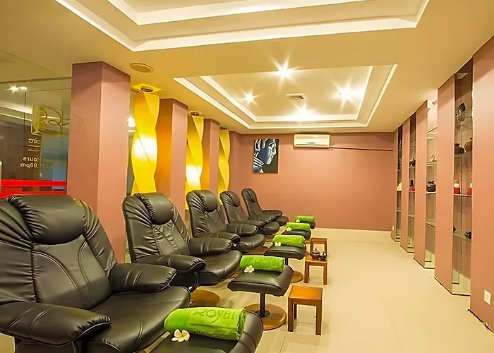 Royal Empire Premium 3* Siem Reap