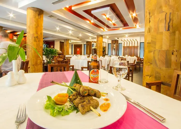 Royal Empire Premium Hotel