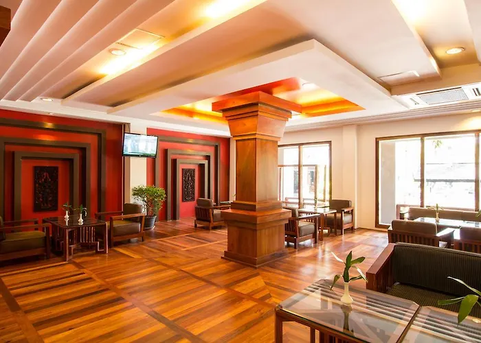 Royal Empire Premium Hotel 3*